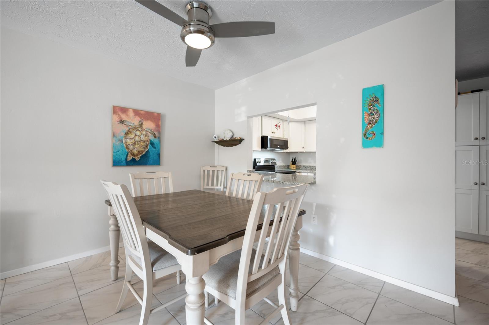 PALM MANOR - Residential