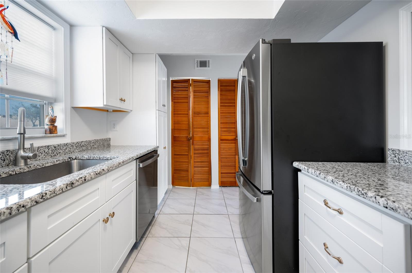 PALM MANOR - Residential