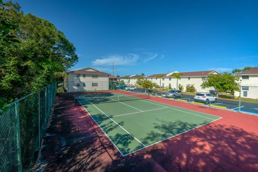 PALM MANOR - Residential