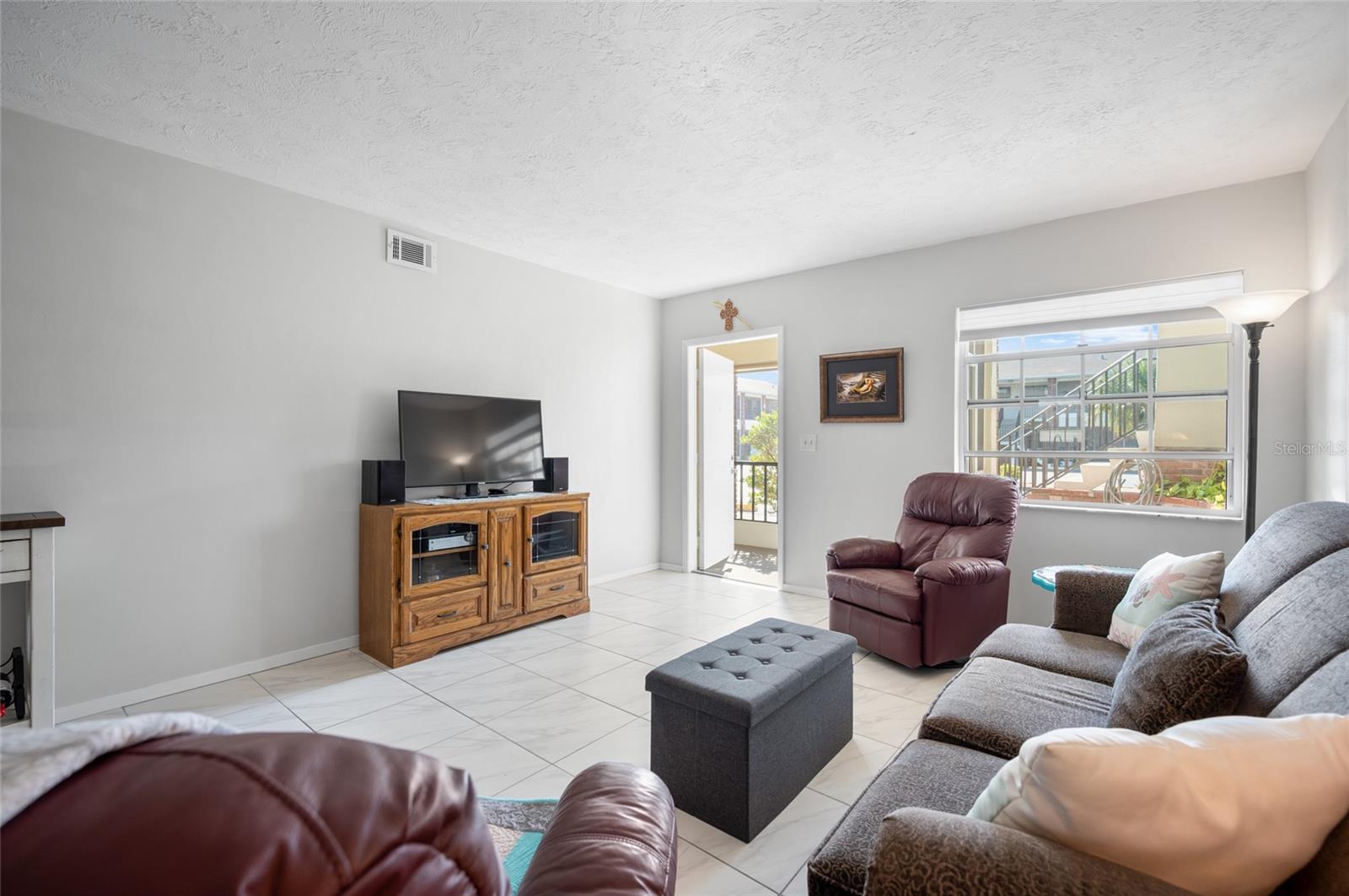 PALM MANOR - Residential