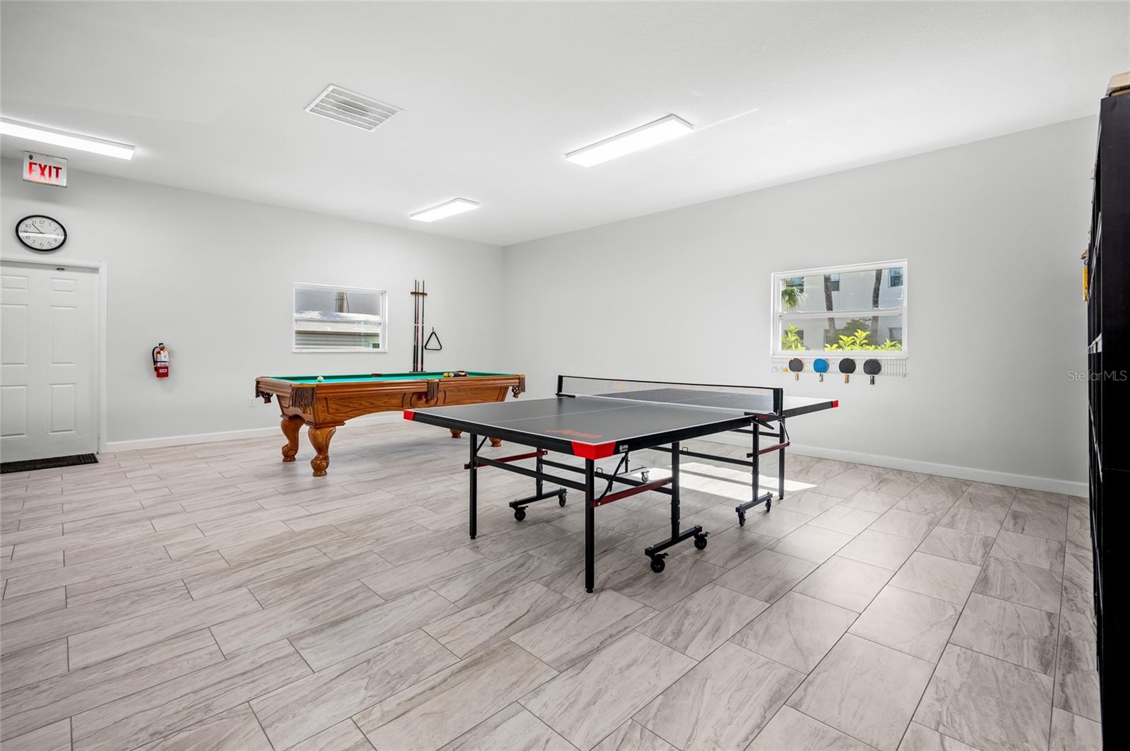 PALM MANOR - Residential