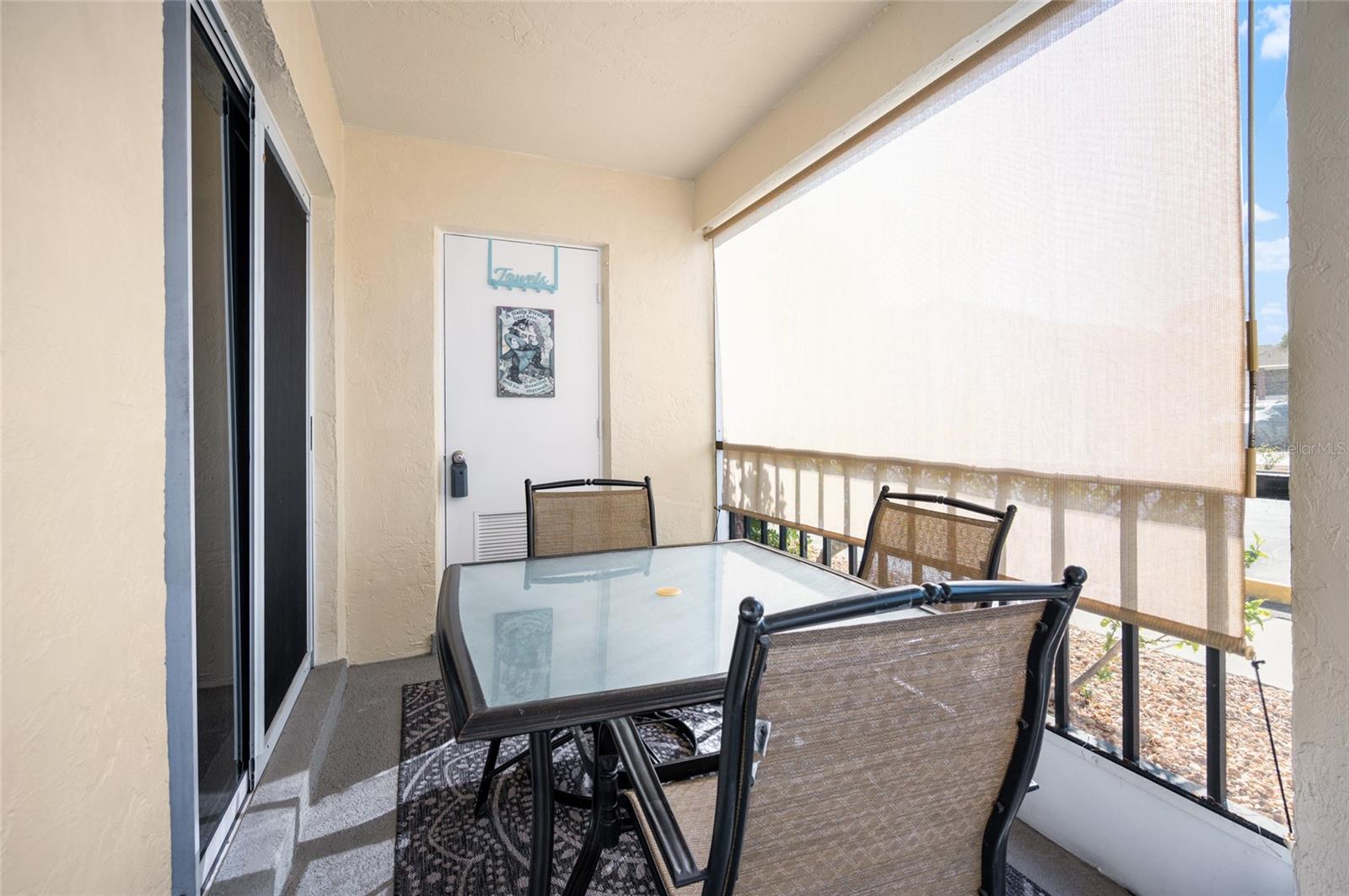 PALM MANOR - Residential