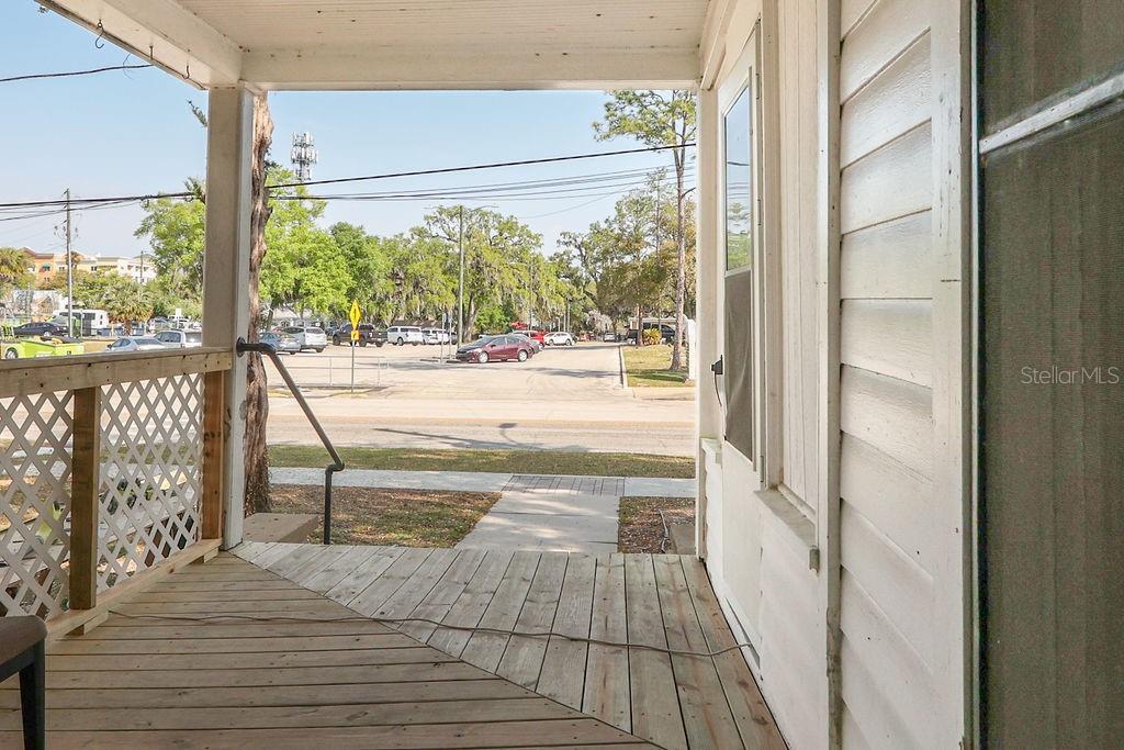 ROGERS DELAND - Residential Lease