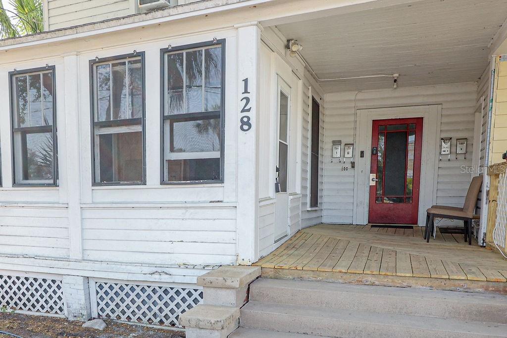 128 E RICH AVENUE