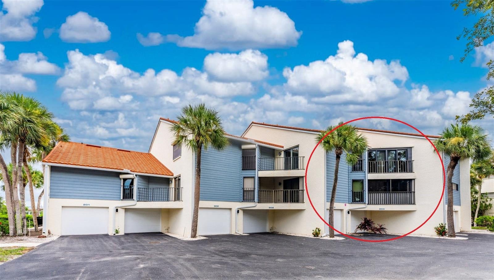 1401 BEACH ROAD 303
