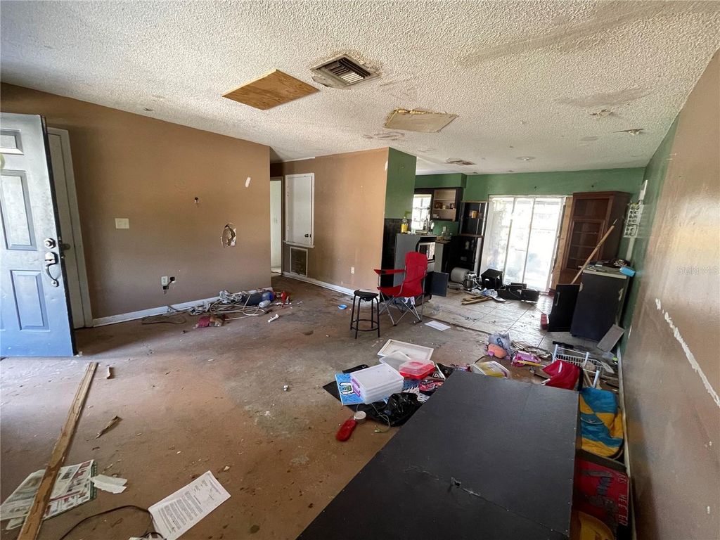 Photo of 2710 Lakewood Lane, Eustis, FL 32726 (MLS # G5108113)