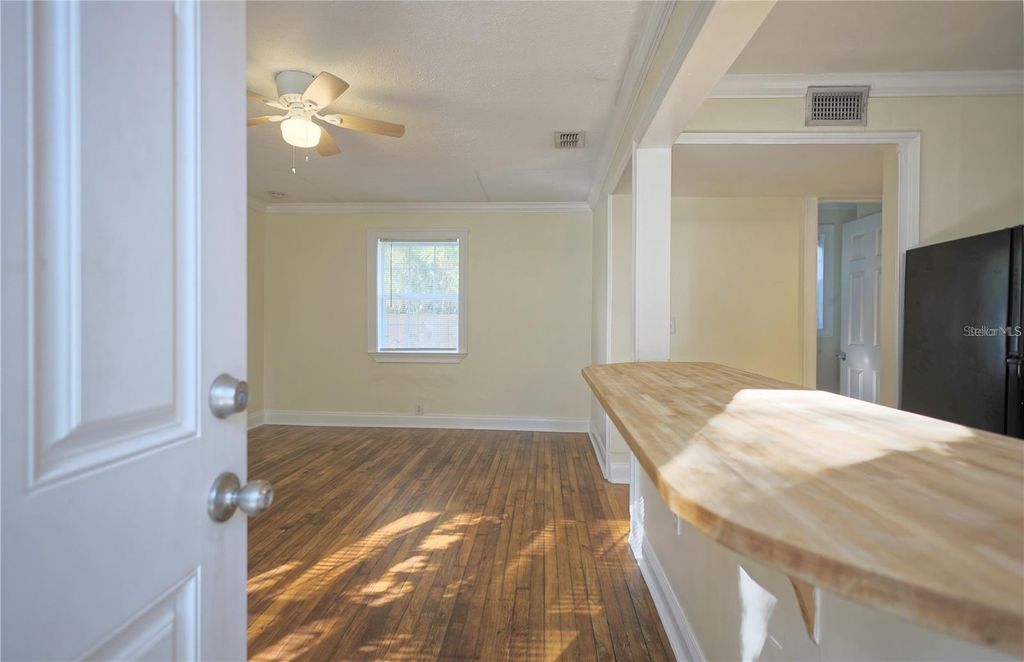 Photo of 600 Cathcart Avenue, Orlando, FL 32803 (MLS # O6369112)