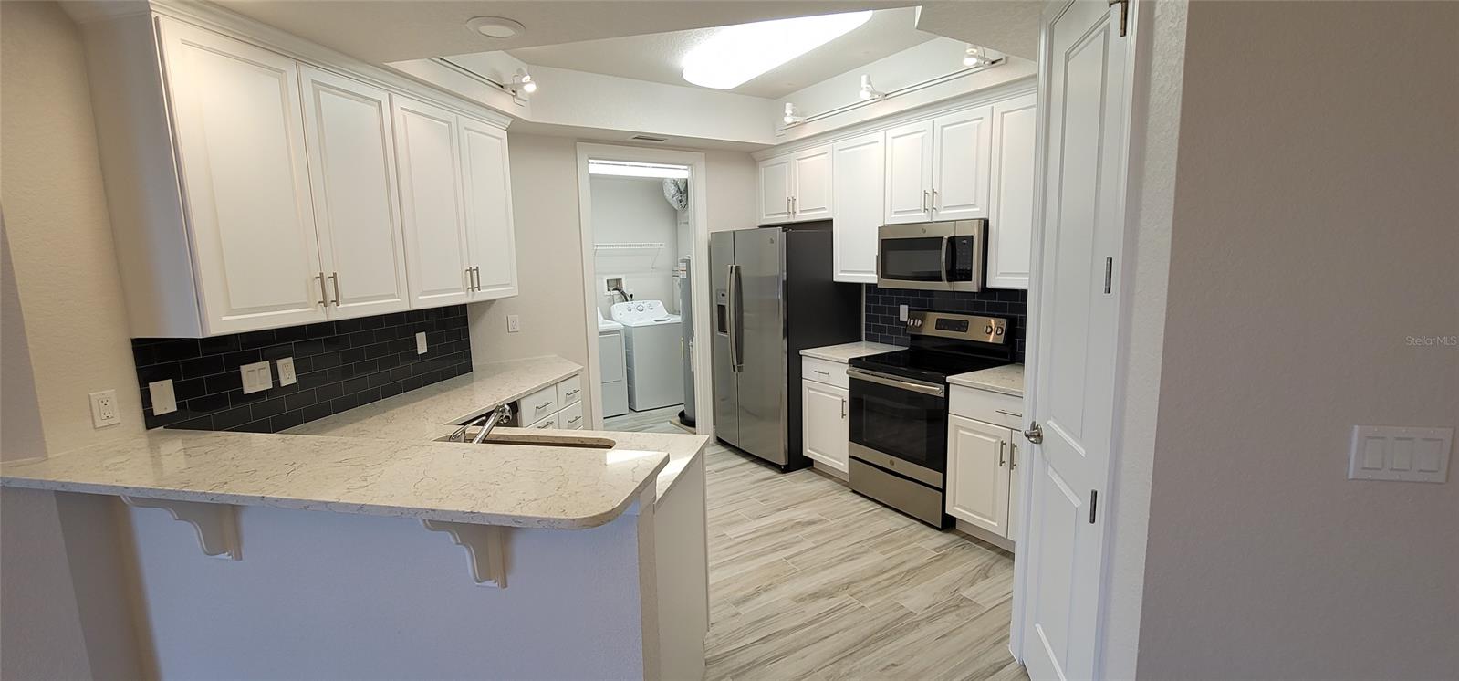 Riverwlk/Coronado Island-Bldg - Residential