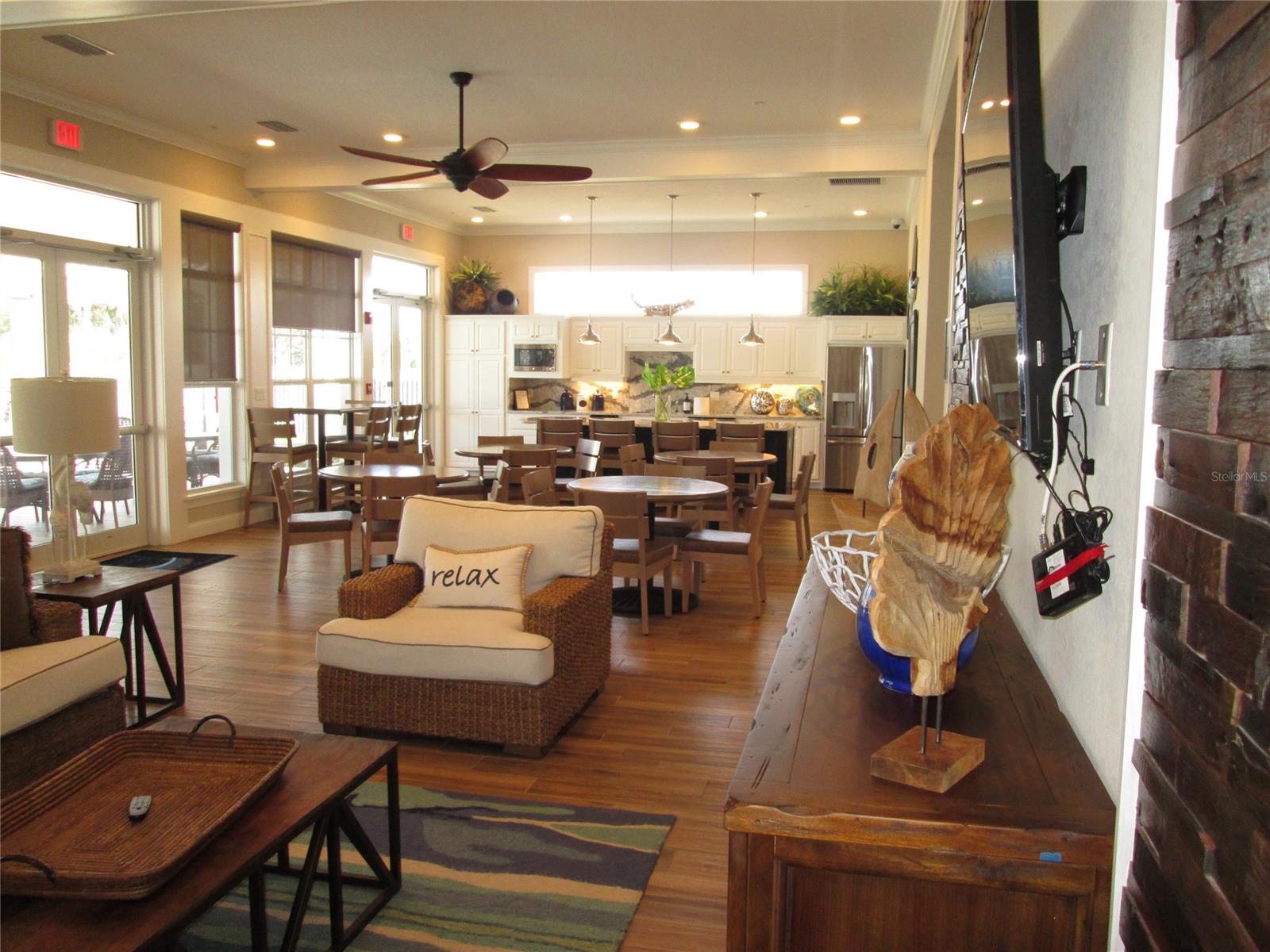 Riverwlk/Coronado Island-Bldg - Residential