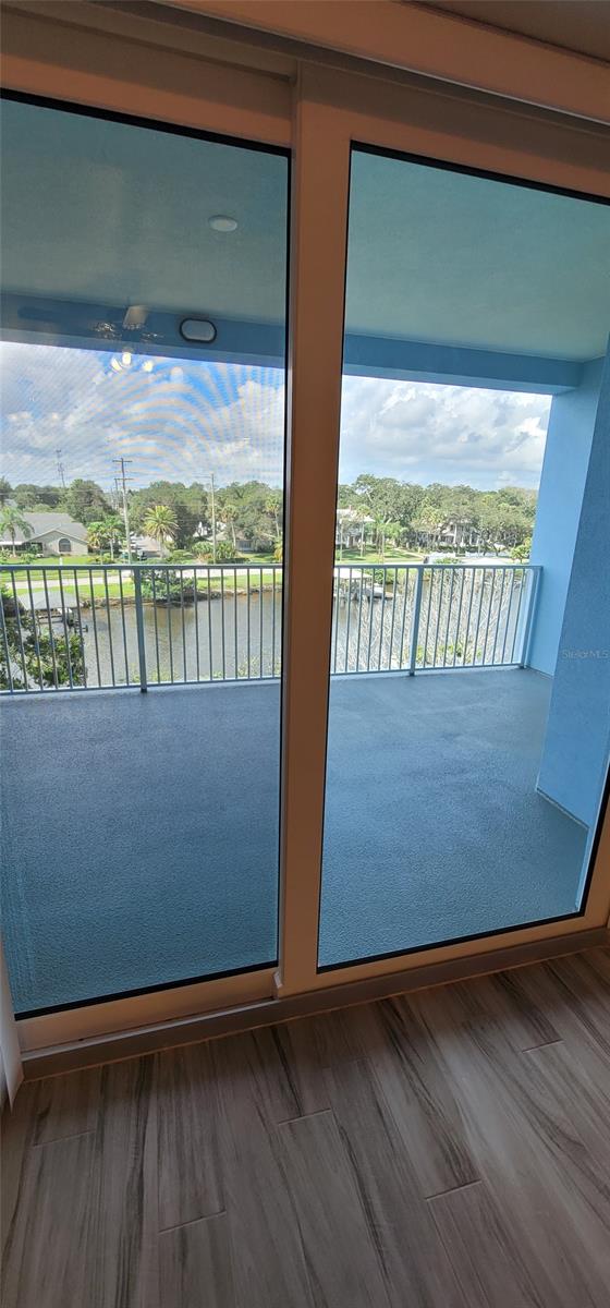 Riverwlk/Coronado Island-Bldg - Residential