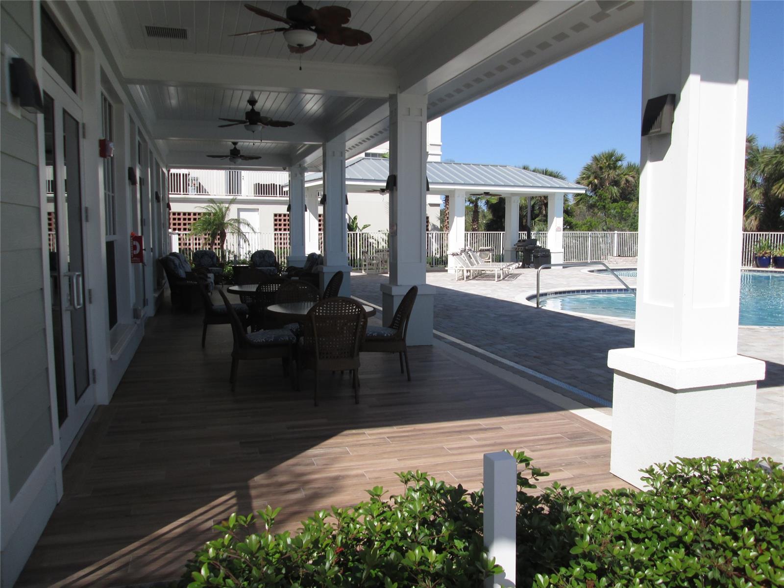 Riverwlk/Coronado Island-Bldg - Residential