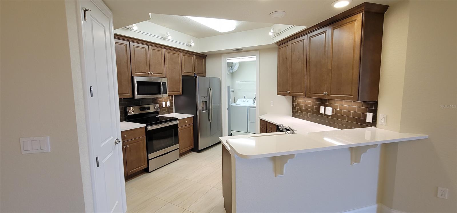 Riverwlk/Coronado Island-Bldg - Residential