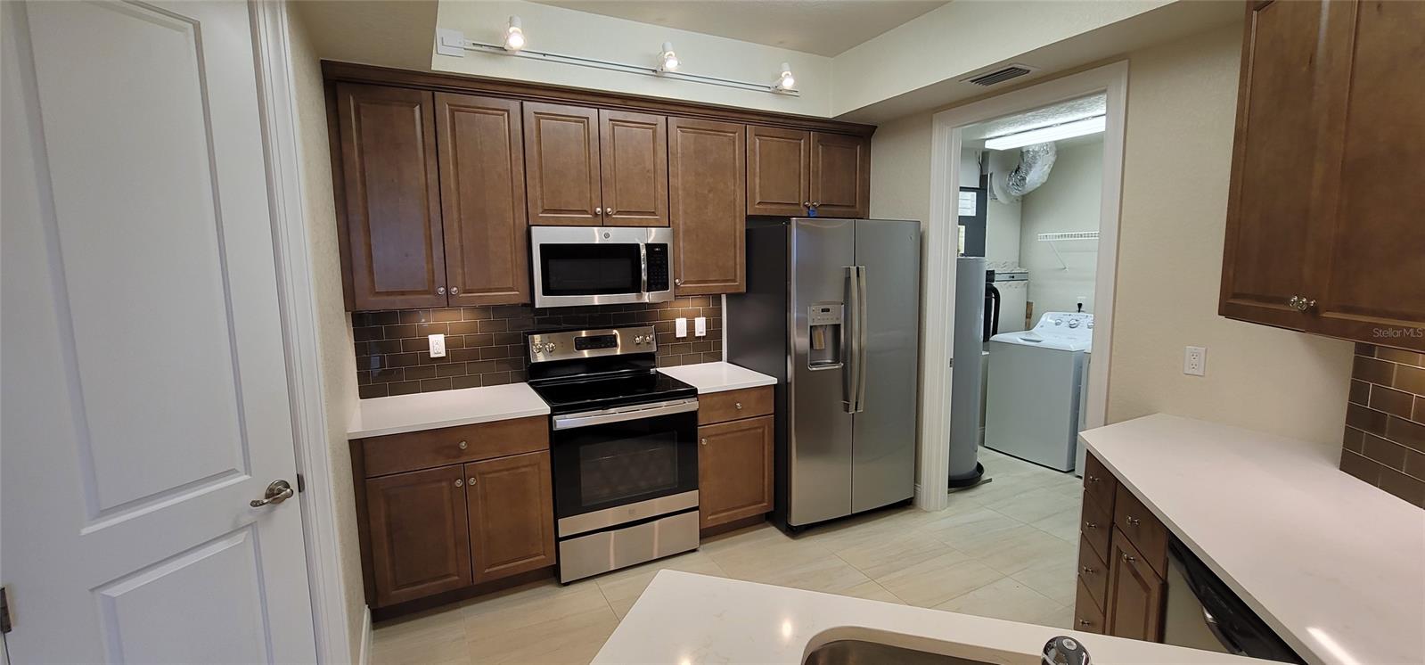 Riverwlk/Coronado Island-Bldg - Residential