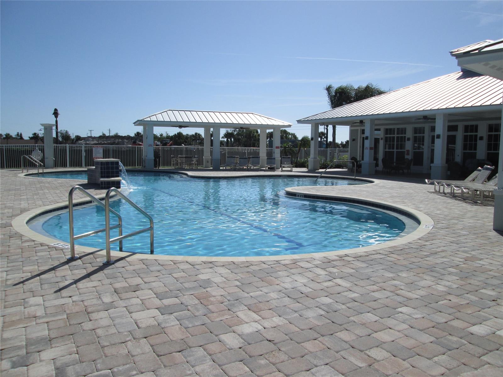 Riverwlk/Coronado Island-Bldg - Residential