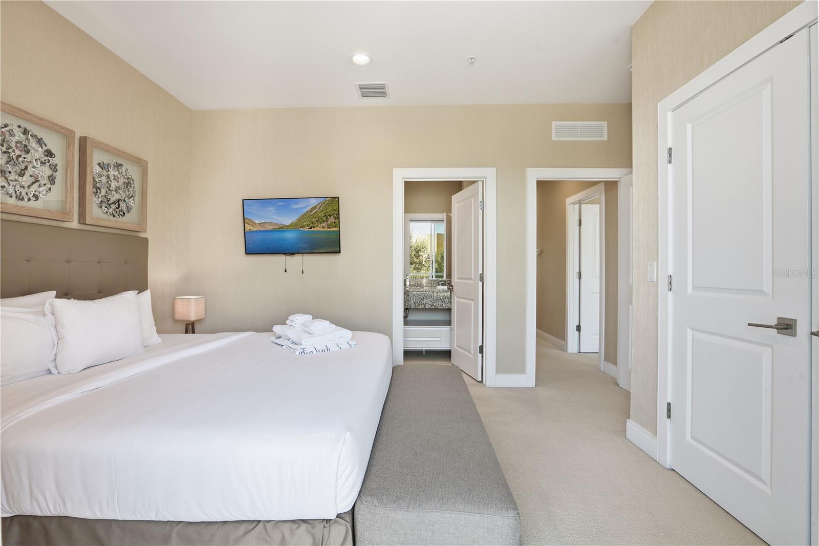 MAGIC VILLAGE - Residential