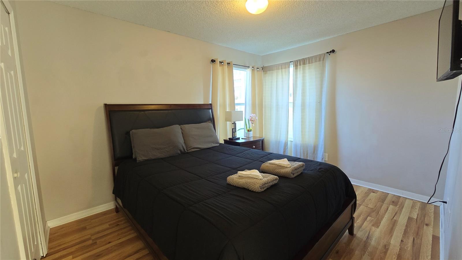 VILLAS AT SOMERSET THE - Residential