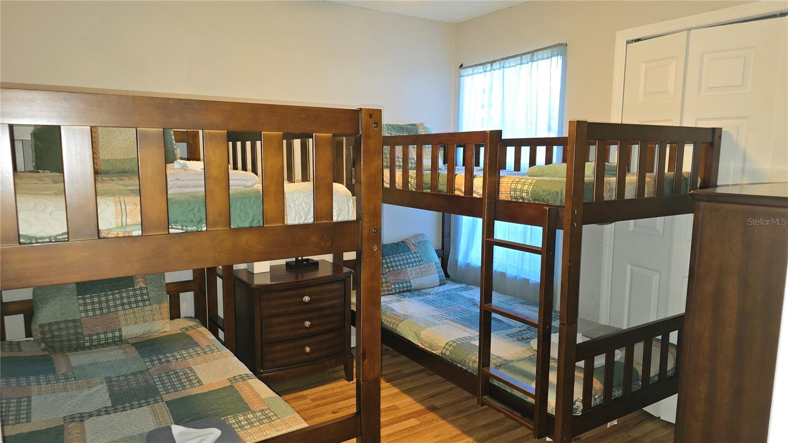 VILLAS AT SOMERSET THE - Residential