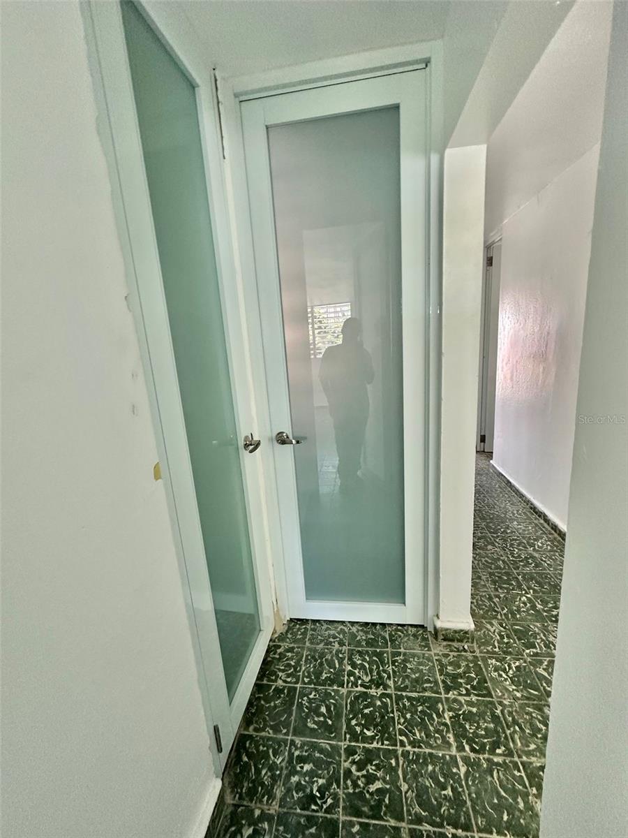 URB. COUNTRY CLUB - Residential