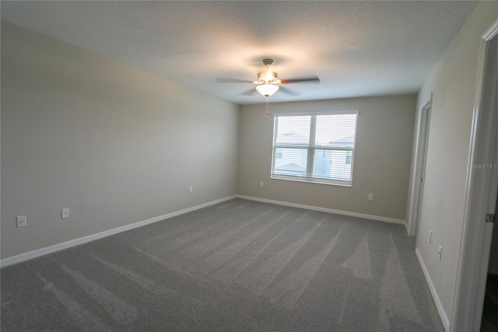 TOUCHSTONE PH 5 - Residential Lease
