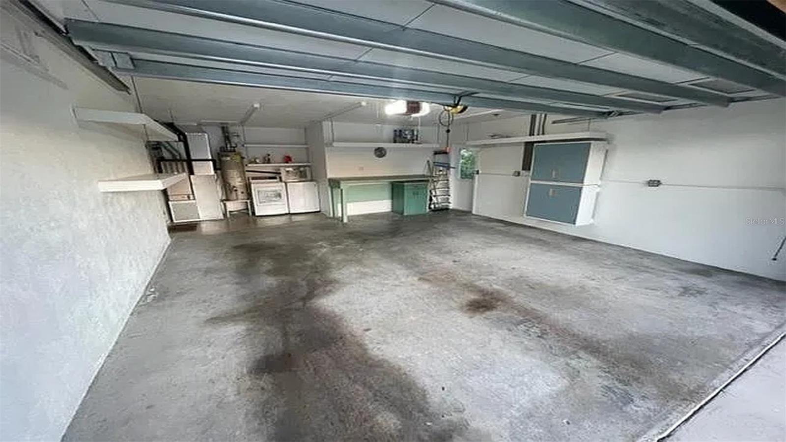 BROADWATER UNIT 2 BLK P - Residential Lease