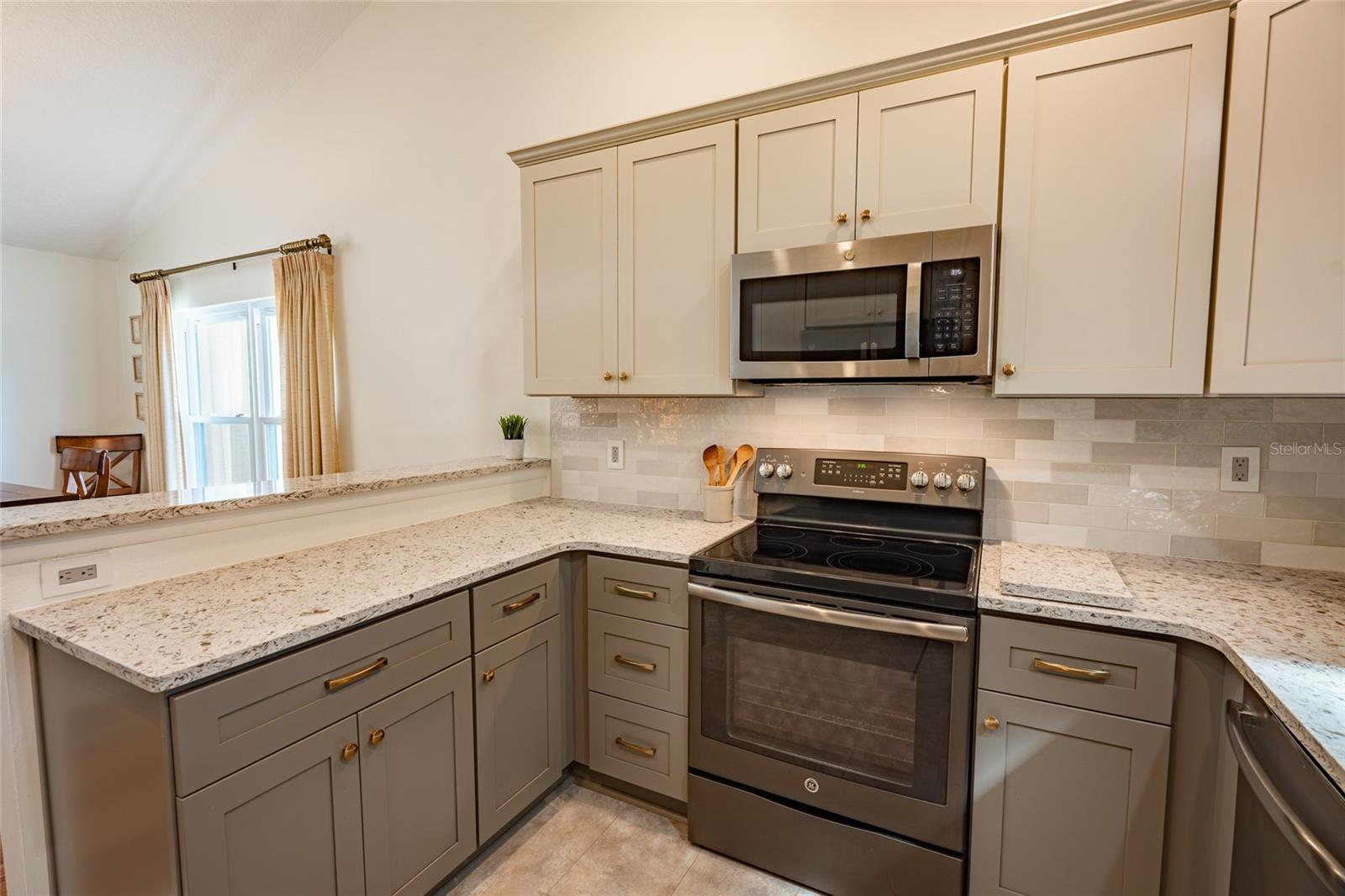 ALAFAYA WOODS PH 09 - Residential