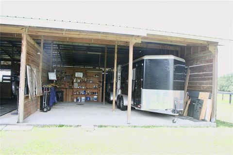 Tiny photo for 19830 SE 15th Place, Morriston, FL 32668 (MLS # OM705690)