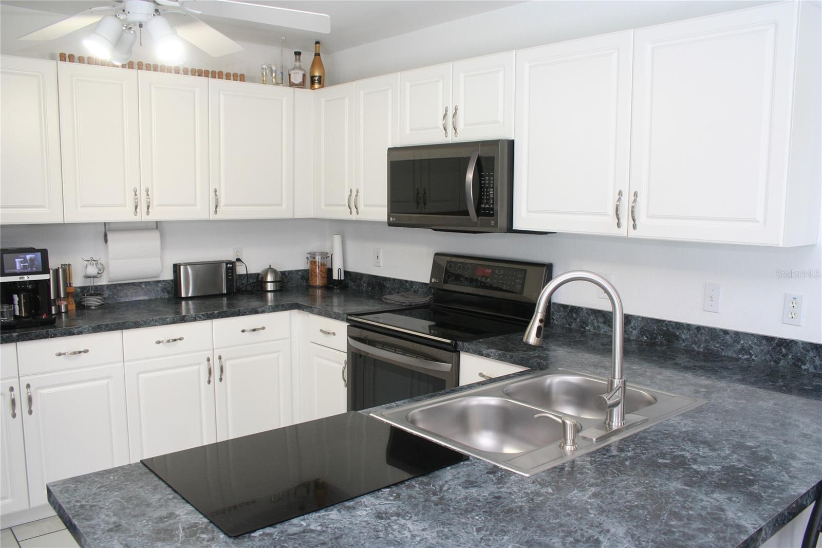 WINDING OAKS ESTATES - Residential