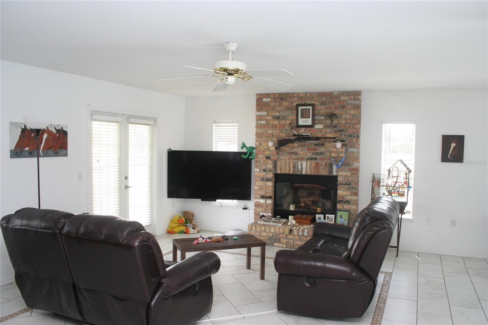 WINDING OAKS ESTATES - Residential