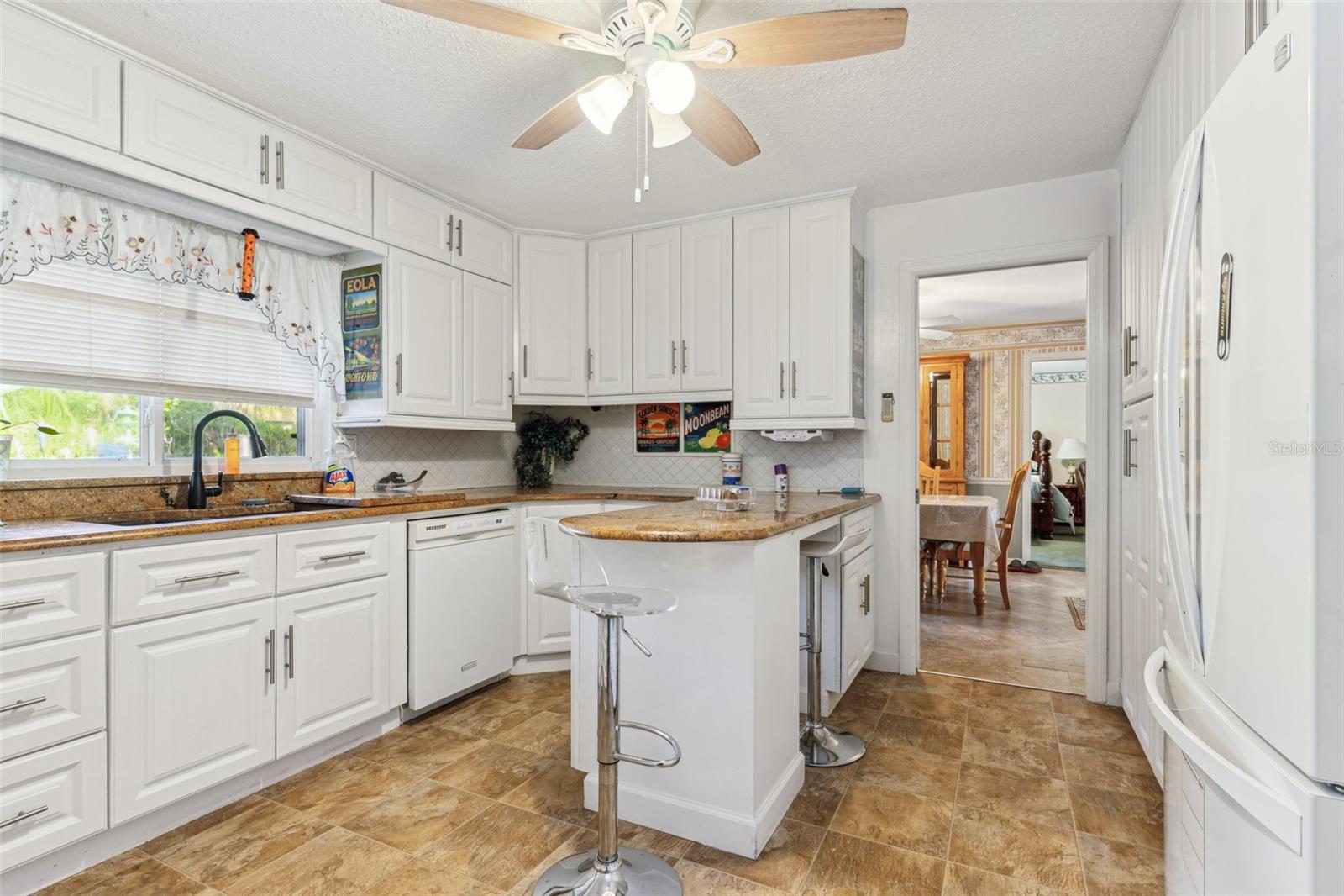5547 KINGSWOOD DRIVE