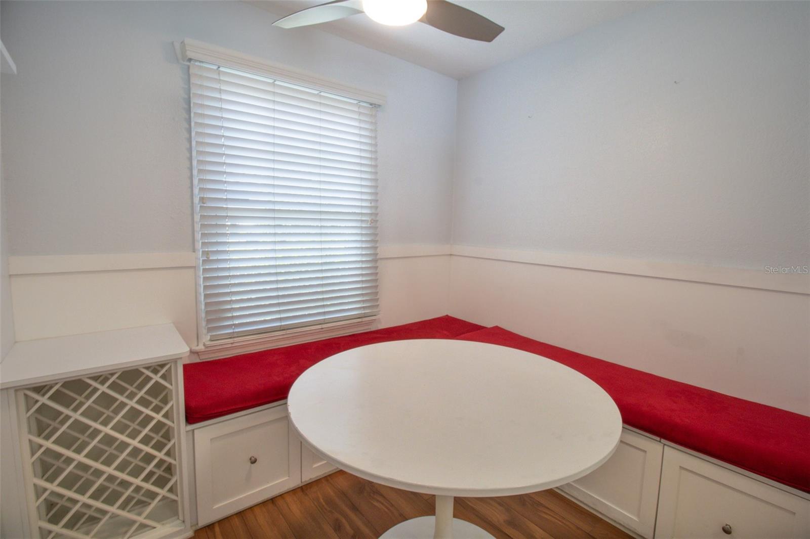 WHISPERING OAKS - Residential Lease