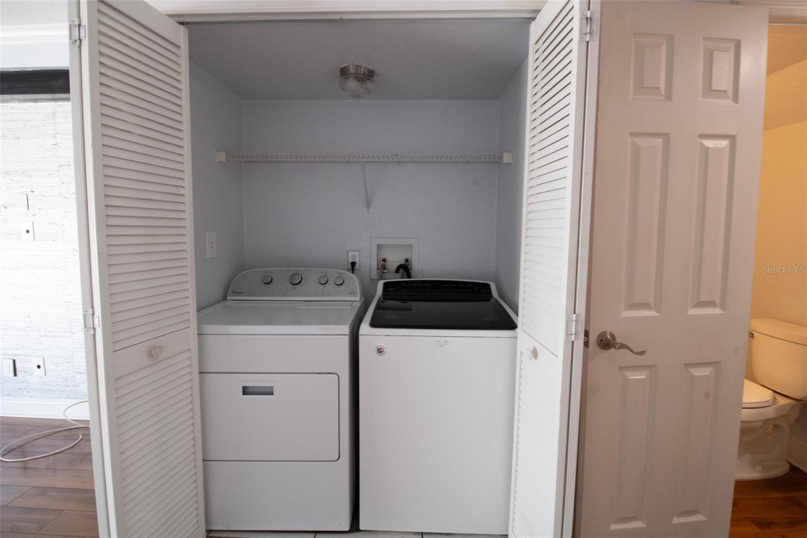 WHISPERING OAKS - Residential Lease