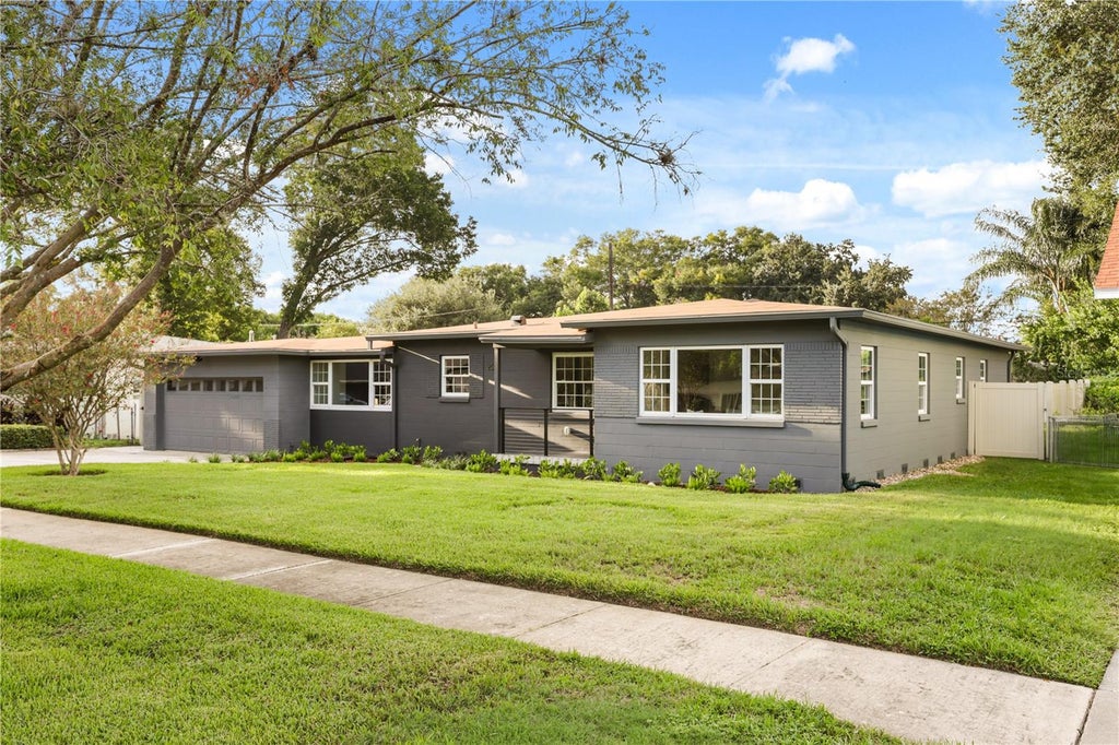 Photo of 2501 Nancy Street, Orlando, FL 32806 (MLS # O6442422)