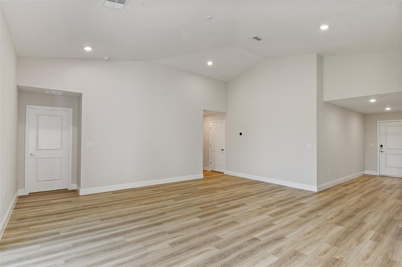 CHERRYWOOD PRESERVE - Residential