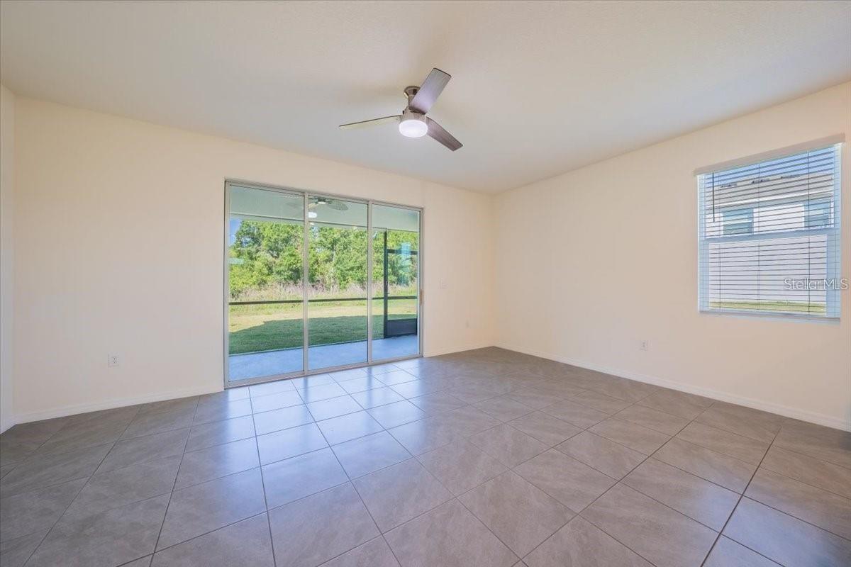 WOODLEAF HAMMOCK AT LAKEWOOD RANCH - Residential