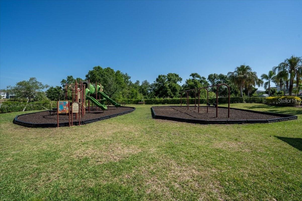 WOODLEAF HAMMOCK AT LAKEWOOD RANCH - Residential