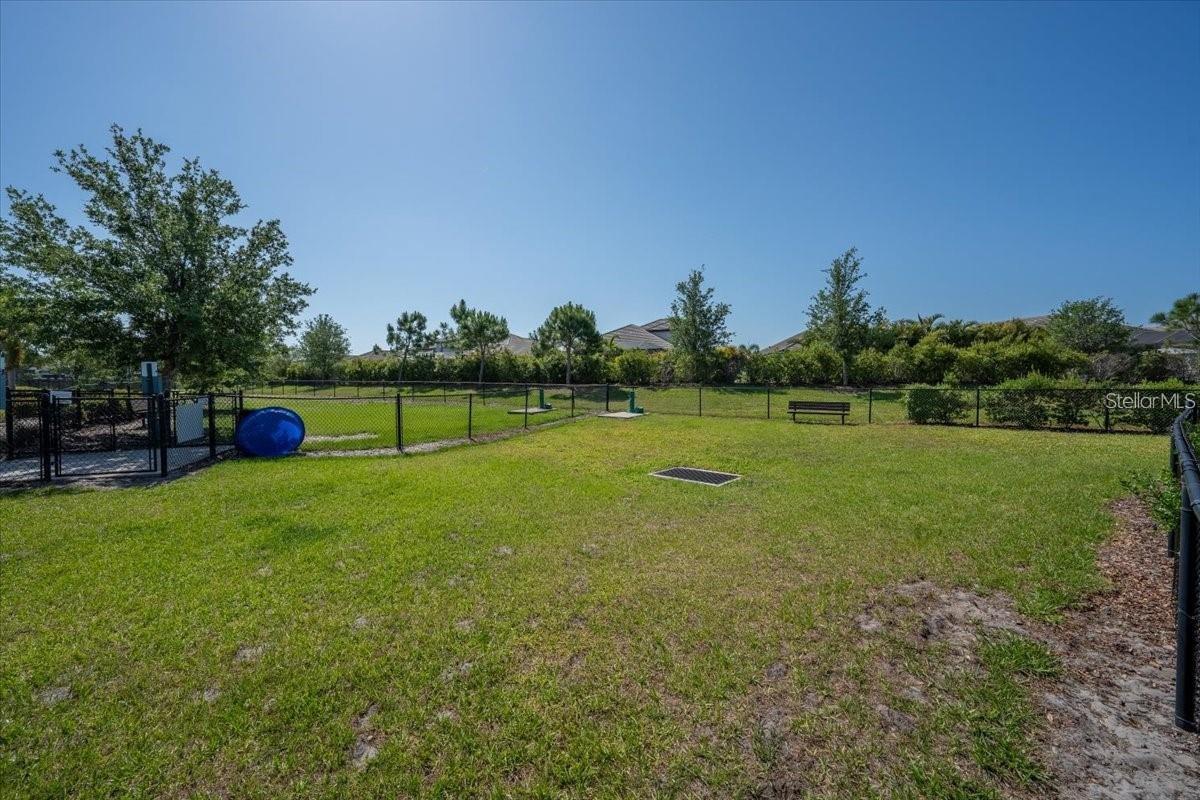 WOODLEAF HAMMOCK AT LAKEWOOD RANCH - Residential