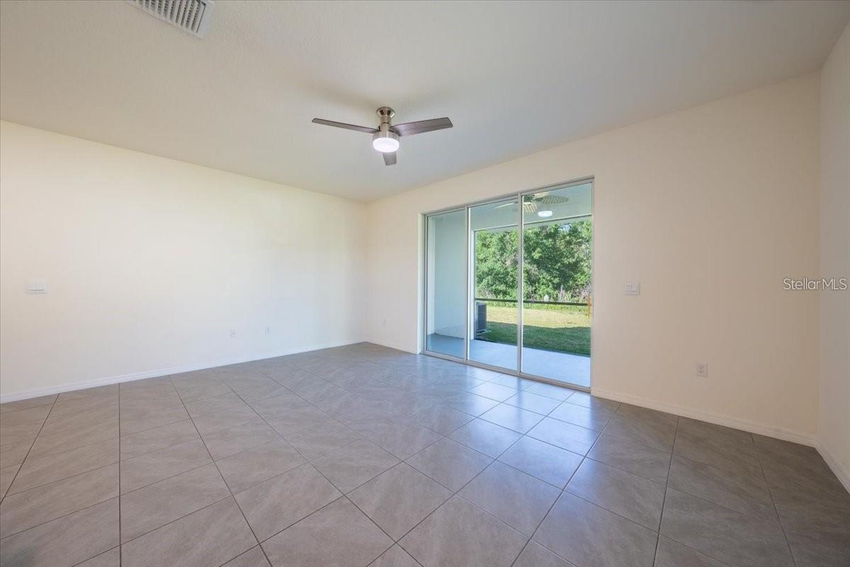 WOODLEAF HAMMOCK AT LAKEWOOD RANCH - Residential