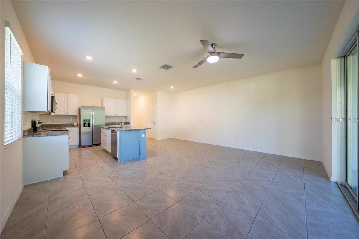 WOODLEAF HAMMOCK AT LAKEWOOD RANCH - Residential