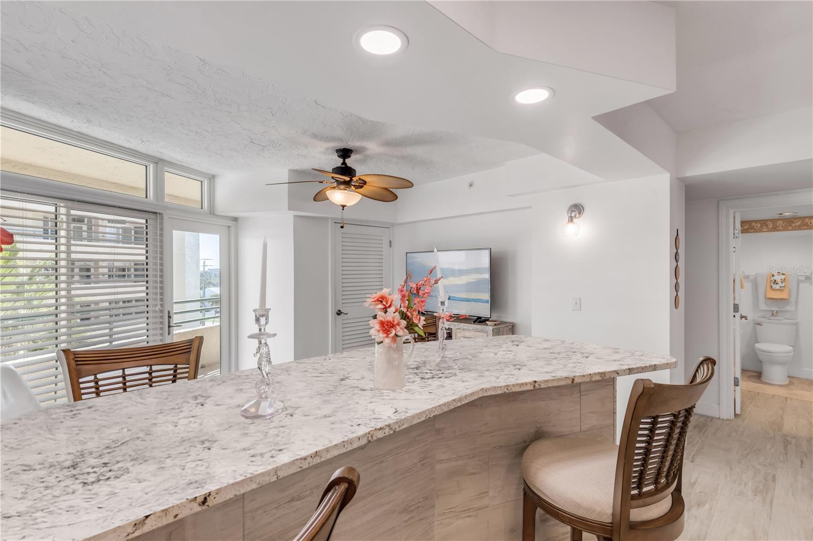 TOWERS AT PONCE INLET TOWER 01 CONDO - Residential