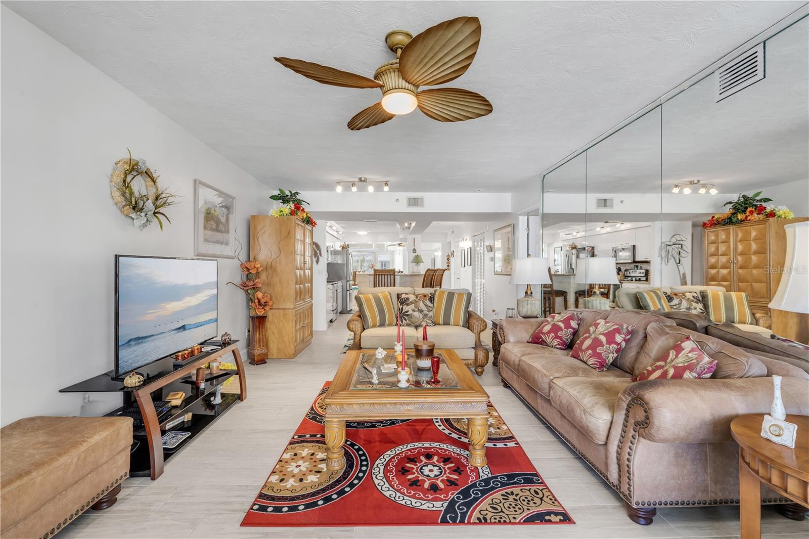 TOWERS AT PONCE INLET TOWER 01 CONDO - Residential