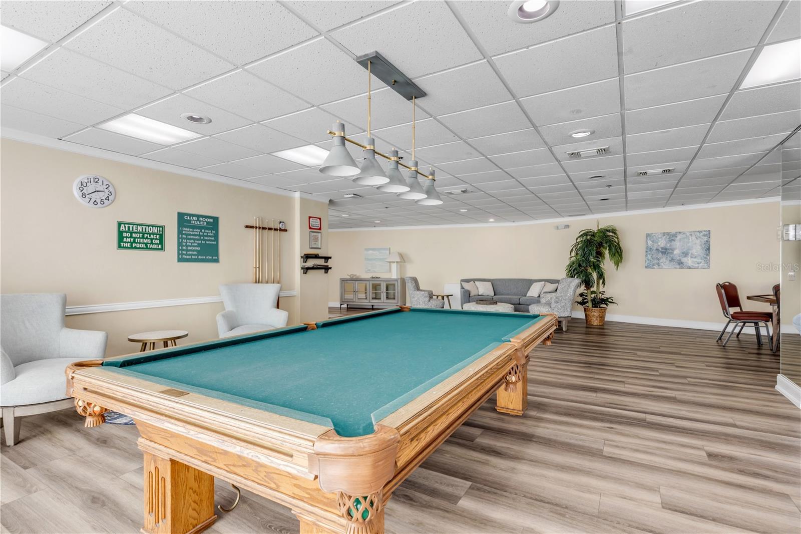 TOWERS AT PONCE INLET TOWER 01 CONDO - Residential