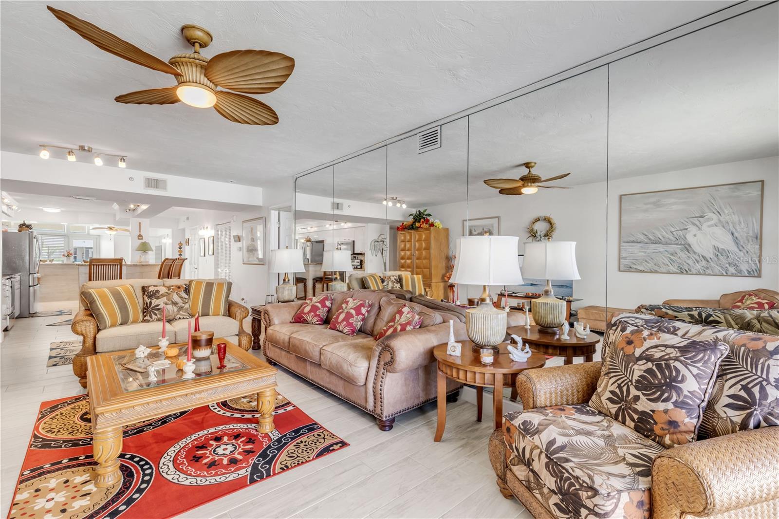 TOWERS AT PONCE INLET TOWER 01 CONDO - Residential