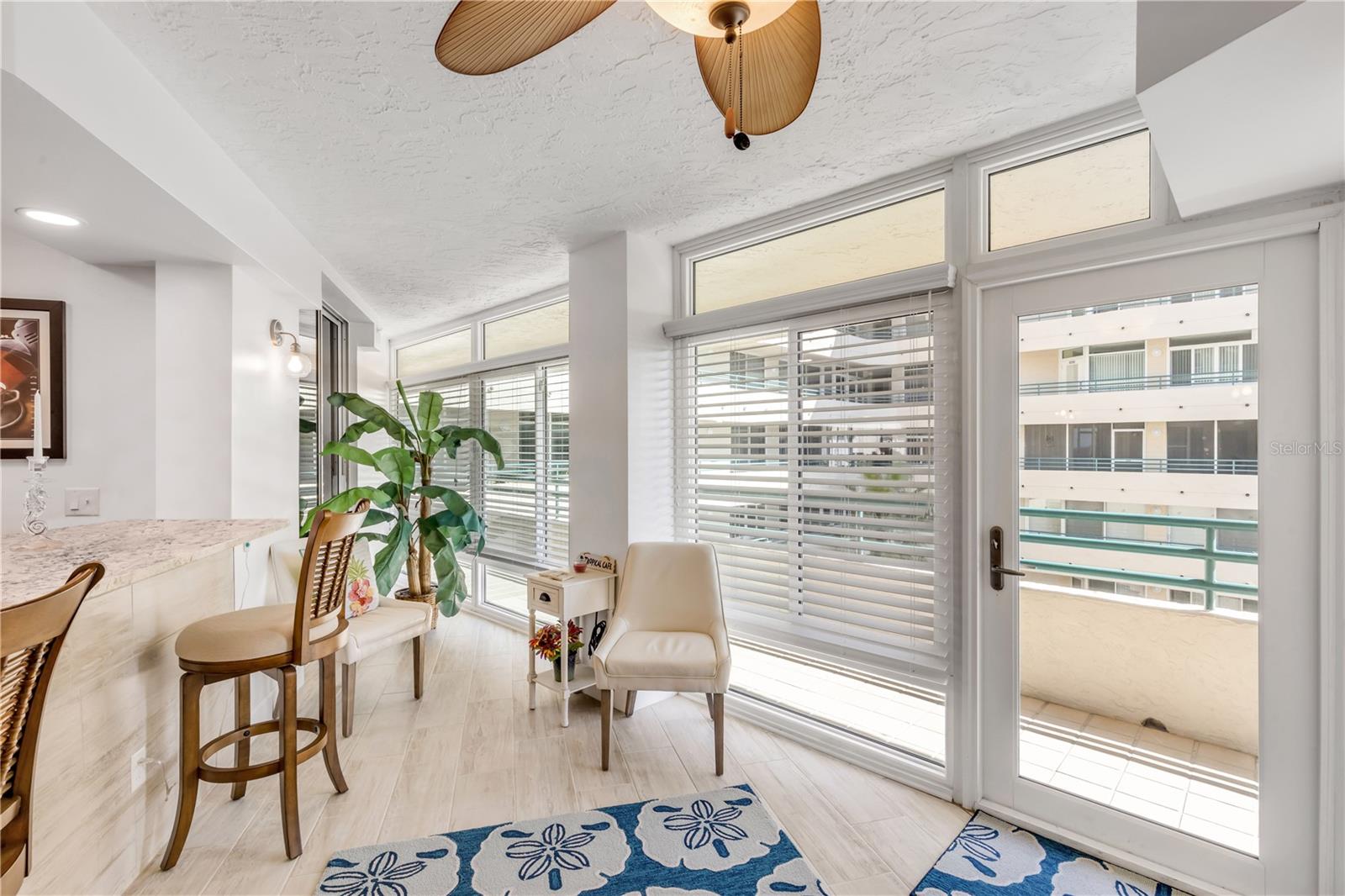 TOWERS AT PONCE INLET TOWER 01 CONDO - Residential