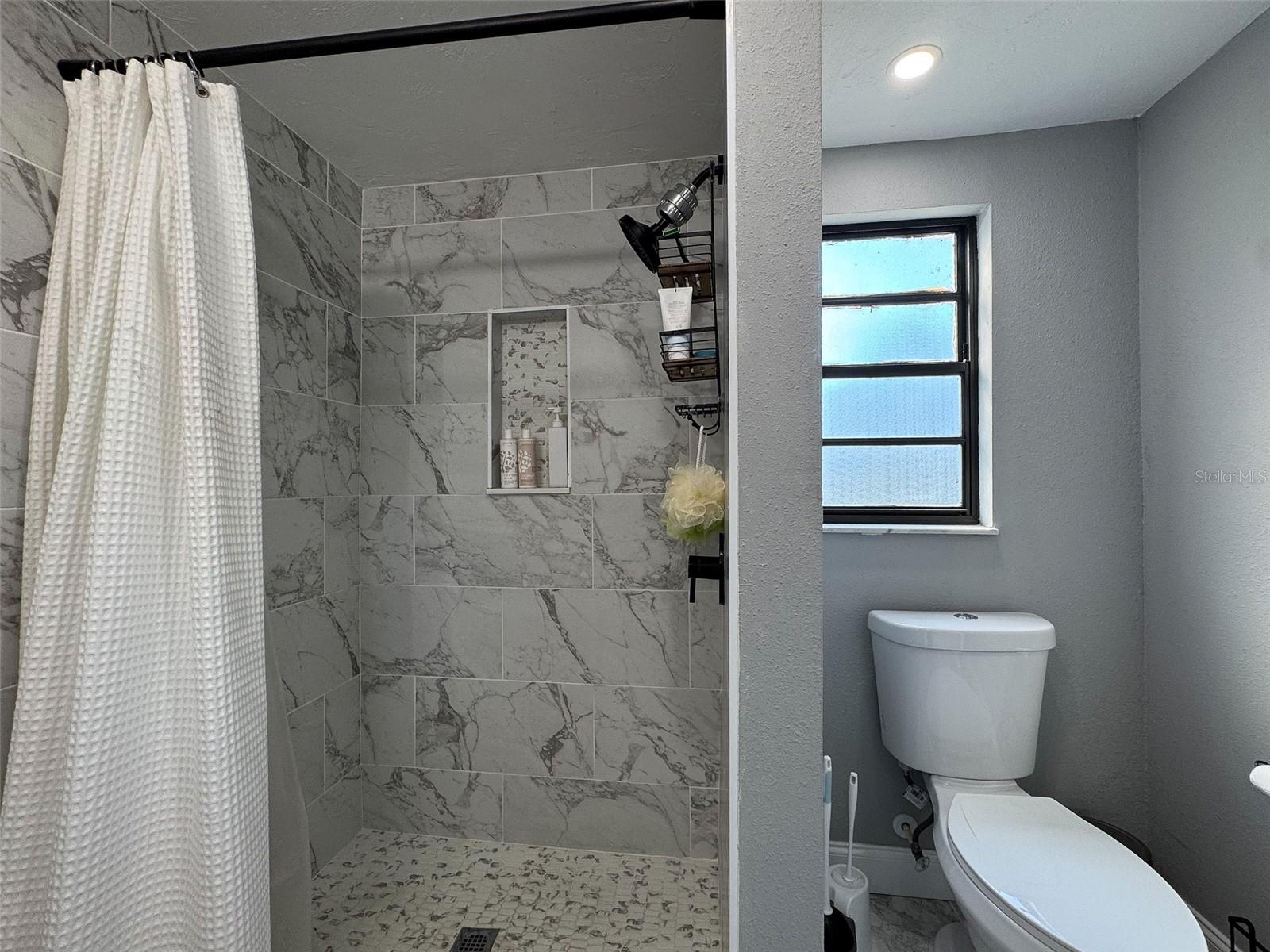 SOUTH GATE RIDGE 03 - Residential