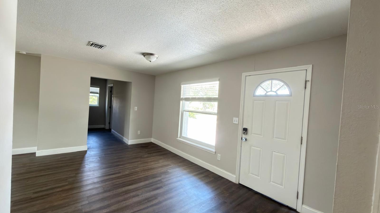 RICHMOND ESTATES - Residential Lease