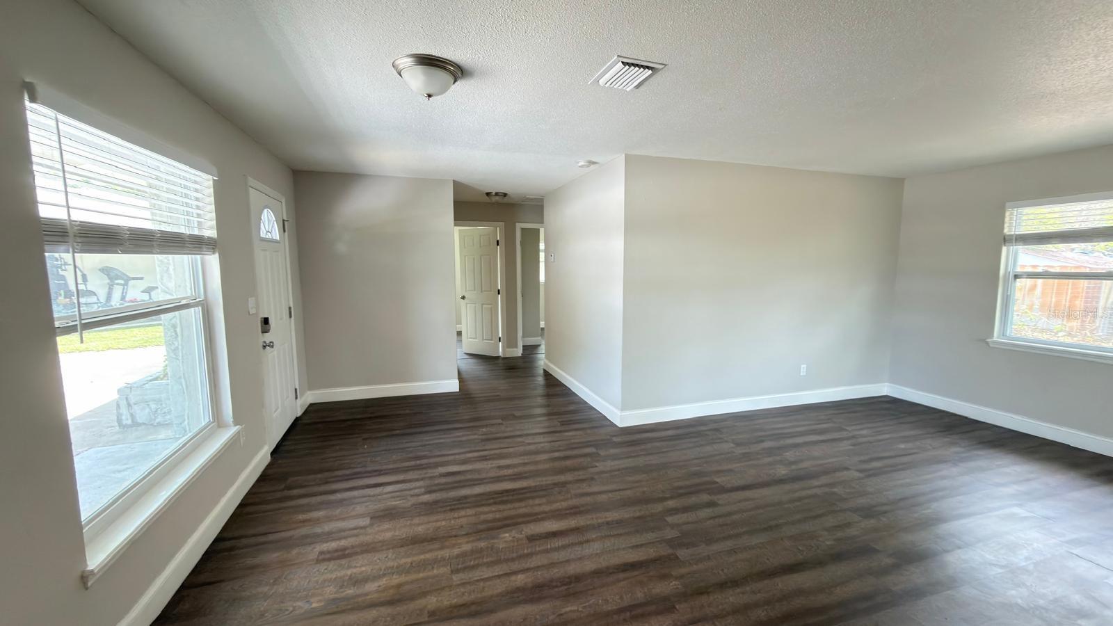 RICHMOND ESTATES - Residential Lease