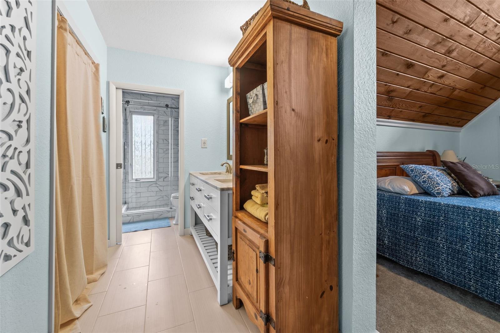 HARBOR VIEW 1 - Residential