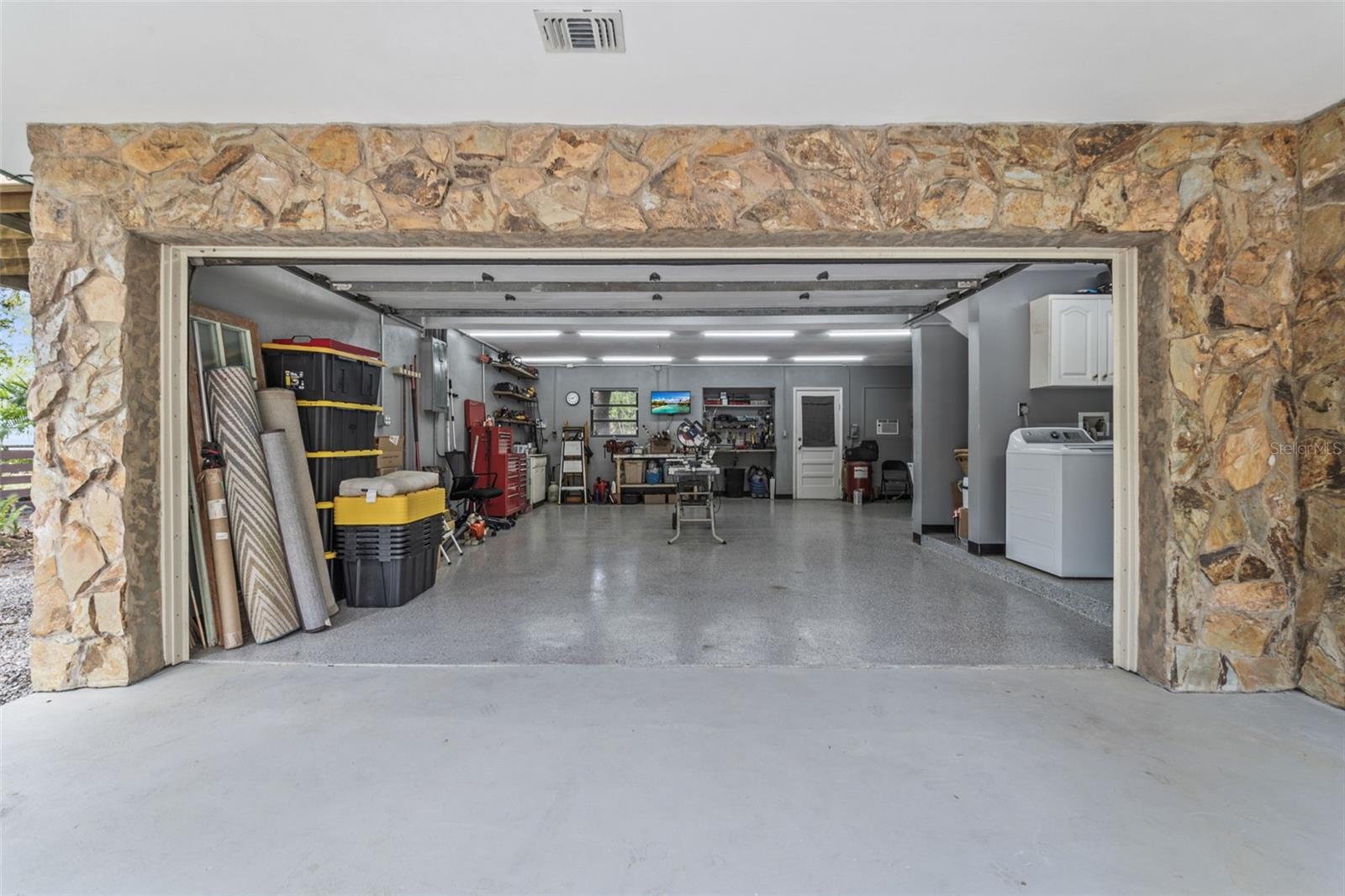 HARBOR VIEW 1 - Residential