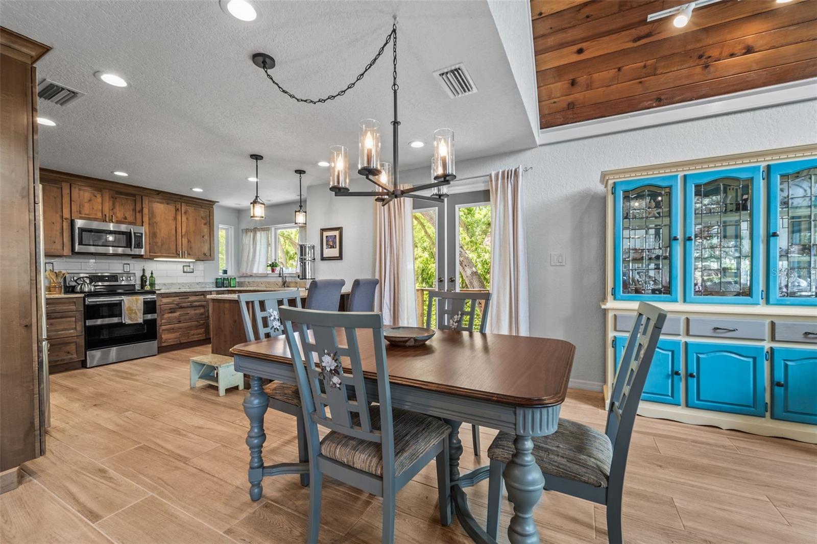 HARBOR VIEW 1 - Residential