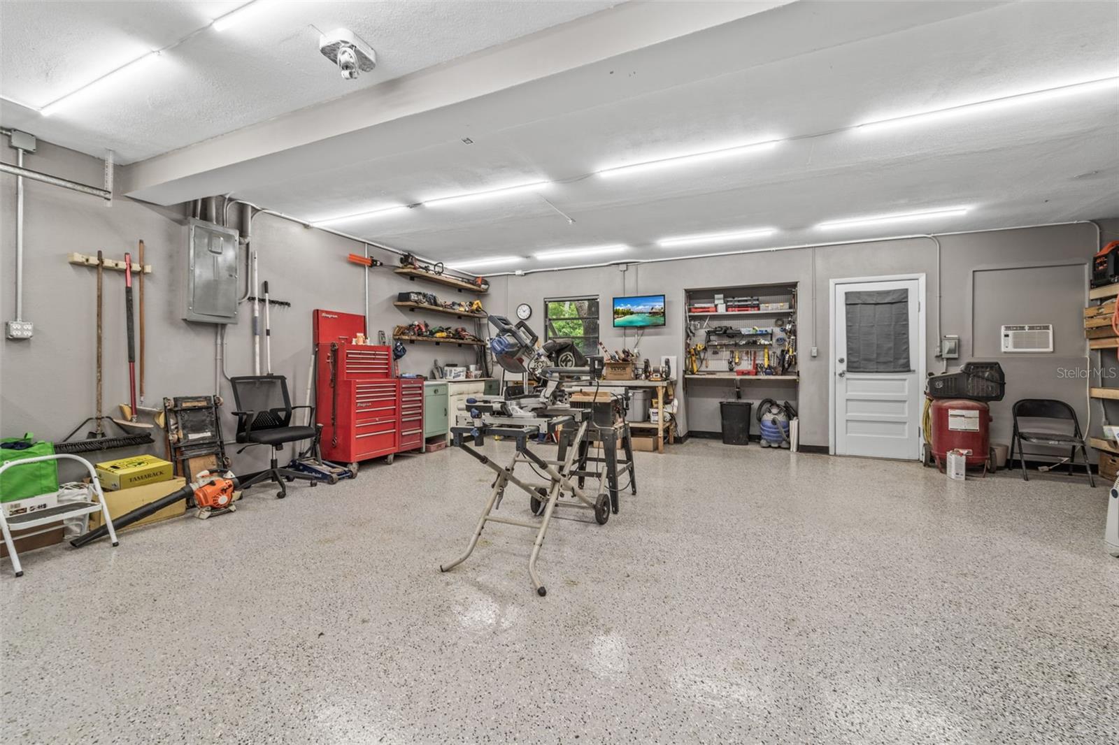 HARBOR VIEW 1 - Residential